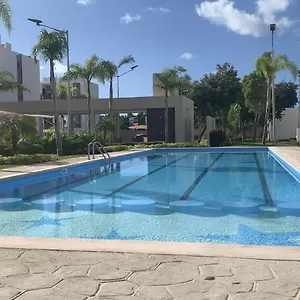  Apartment Yellowsub